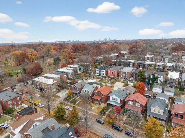 3120 Gurney Avenue, St Louis, MO 63116