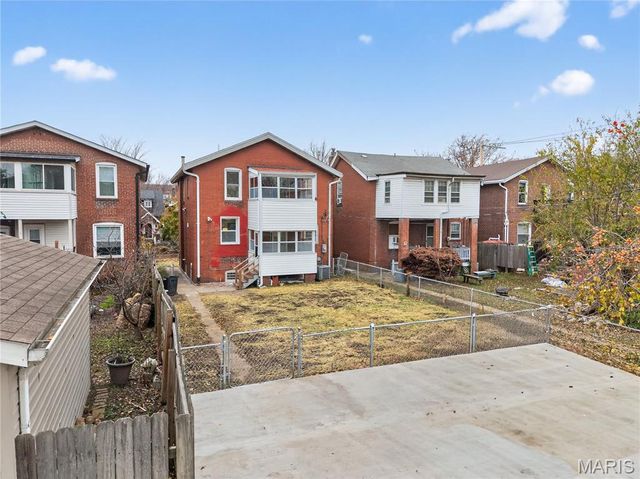 3120 Gurney Avenue, St Louis, MO 63116