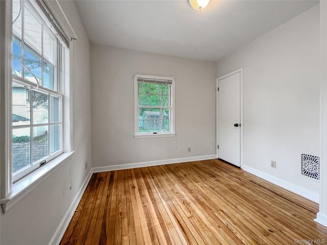 1311 Henry Avenue, Mamaroneck, NY 10543
