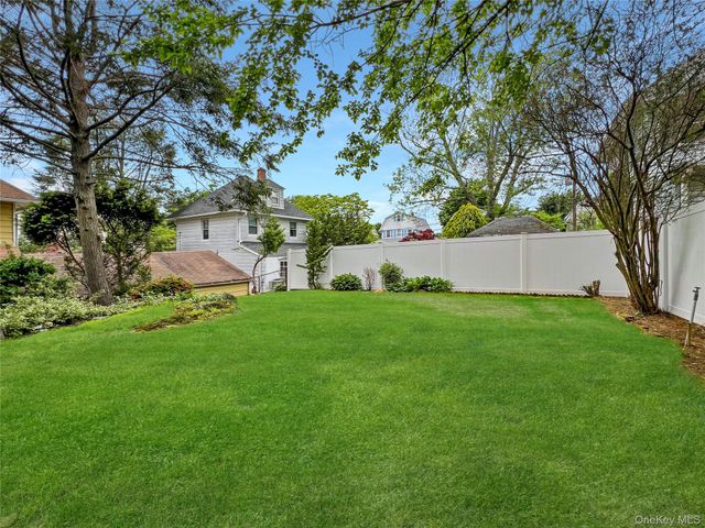 1311 Henry Avenue, Mamaroneck, NY 10543
