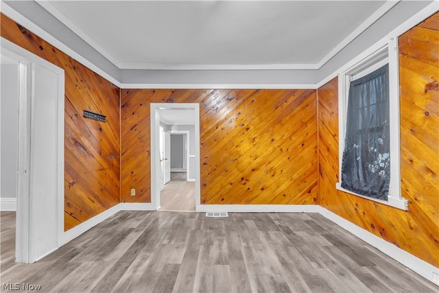 2037 W 98th Street, Cleveland, OH 44102