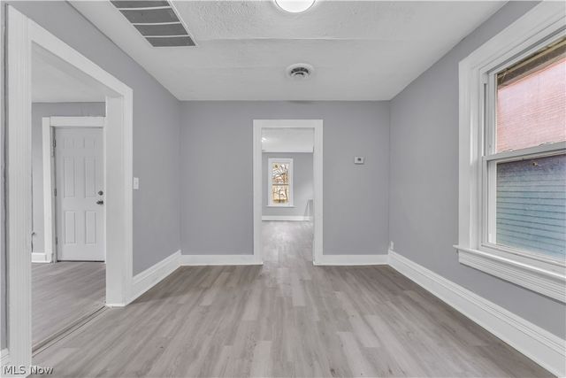 2037 W 98th Street, Cleveland, OH 44102