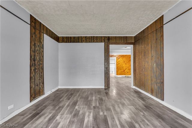 2037 W 98th Street, Cleveland, OH 44102