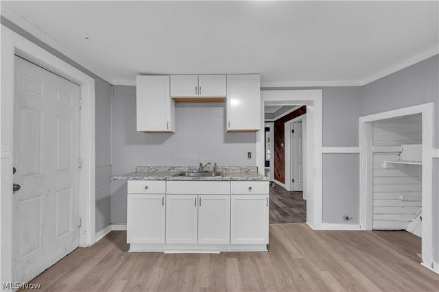 2037 W 98th Street, Cleveland, OH 44102