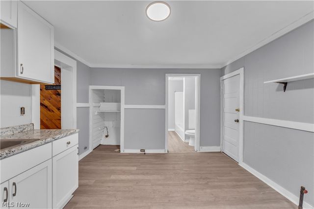 2037 W 98th Street, Cleveland, OH 44102