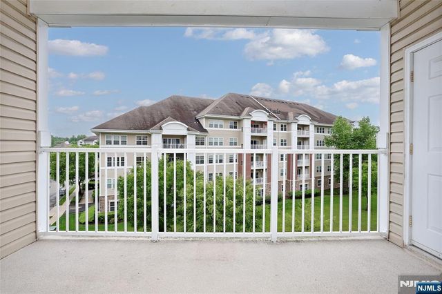 4301 Warrens Way, Wanaque, NJ 07465