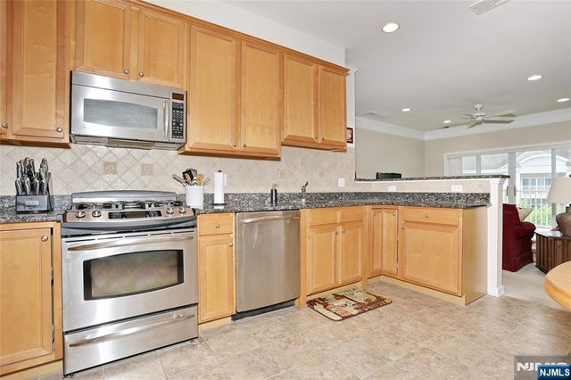 4301 Warrens Way, Wanaque, NJ 07465