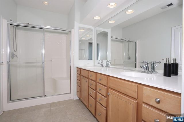 4301 Warrens Way, Wanaque, NJ 07465