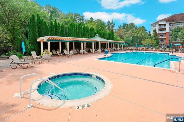4301 Warrens Way, Wanaque, NJ 07465
