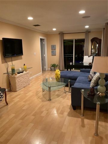 1334 NE 16th Avenue, Fort Lauderdale, FL 33304