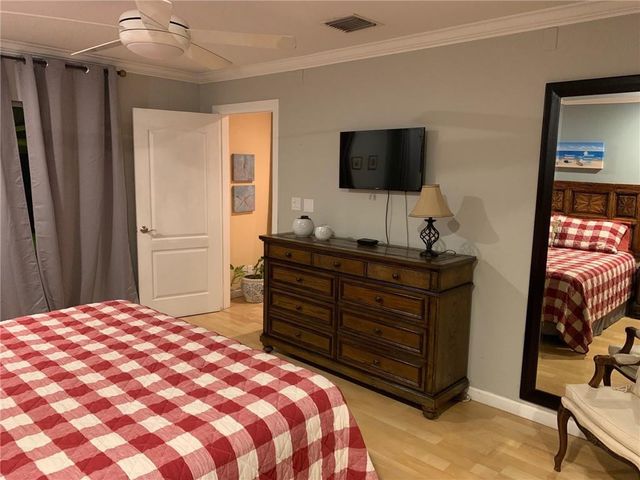 1334 NE 16th Avenue, Fort Lauderdale, FL 33304