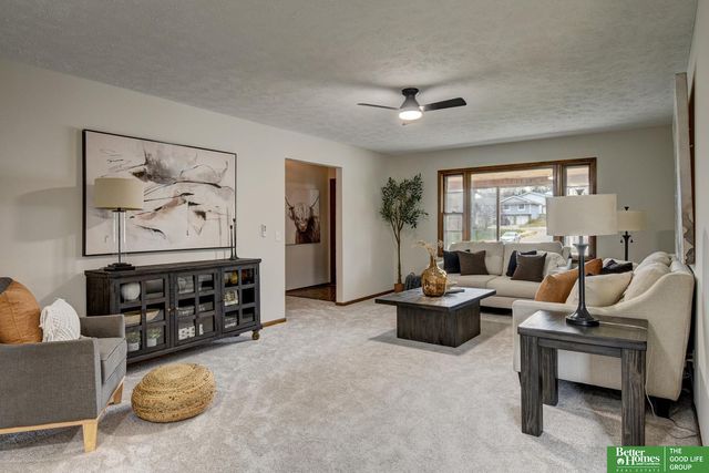 7905 Crown Point Avenue, Omaha, NE 68134