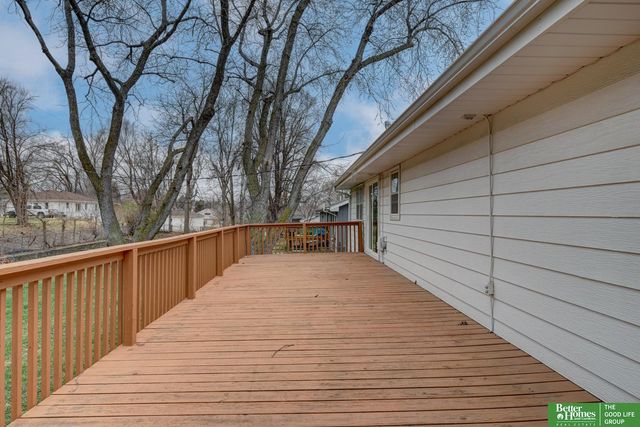 7905 Crown Point Avenue, Omaha, NE 68134