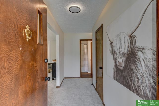 7905 Crown Point Avenue, Omaha, NE 68134