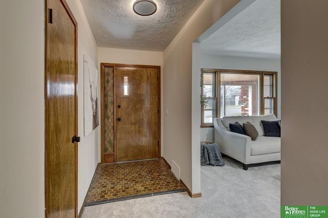 7905 Crown Point Avenue, Omaha, NE 68134