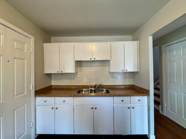 14401 Kolin Avenue, Midlothian, IL 60445