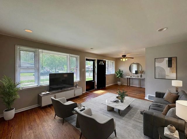 14401 Kolin Avenue, Midlothian, IL 60445