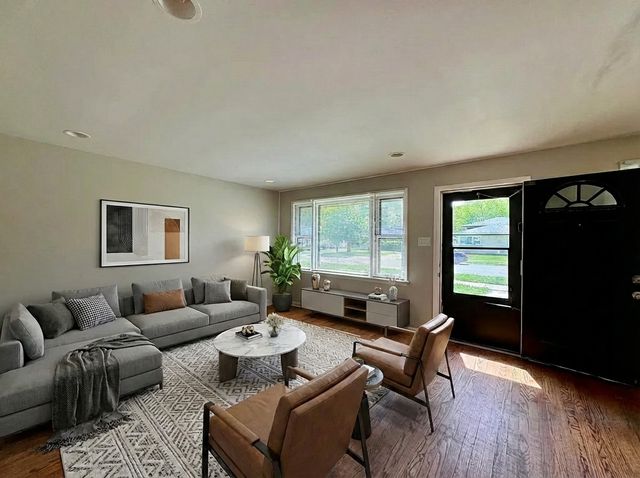 14401 Kolin Avenue, Midlothian, IL 60445