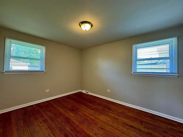 14401 Kolin Avenue, Midlothian, IL 60445