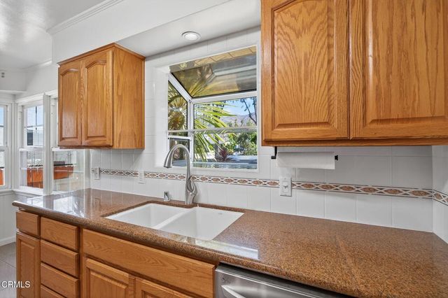 2418 Lexington Drive, Ventura, CA 93003