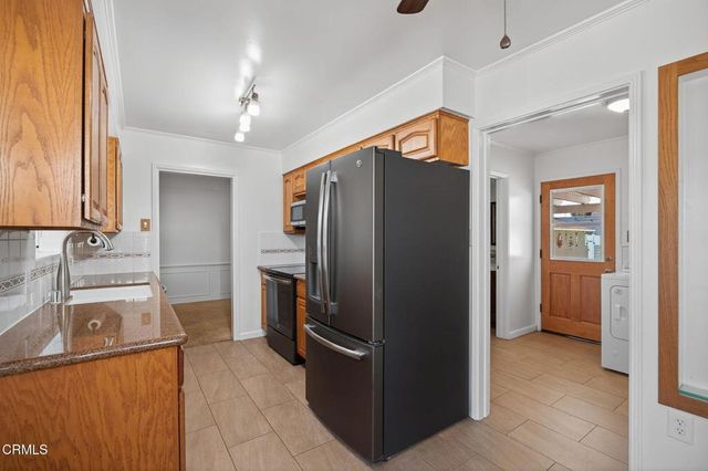 2418 Lexington Drive, Ventura, CA 93003