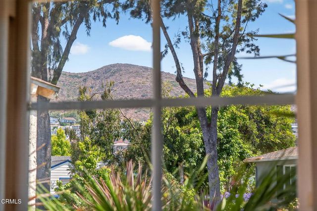 2418 Lexington Drive, Ventura, CA 93003