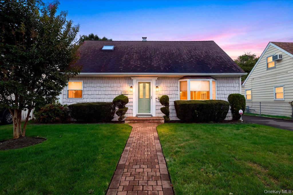 48 Teneyck Avenue, Valley Stream, NY 11580 — exterior