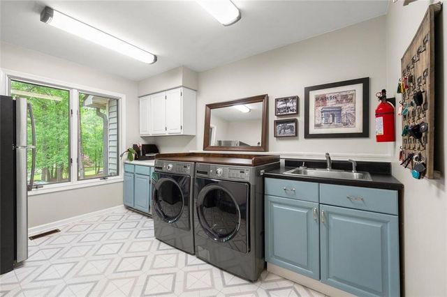 2125 Double Creek Lane, Alpharetta, GA 30004