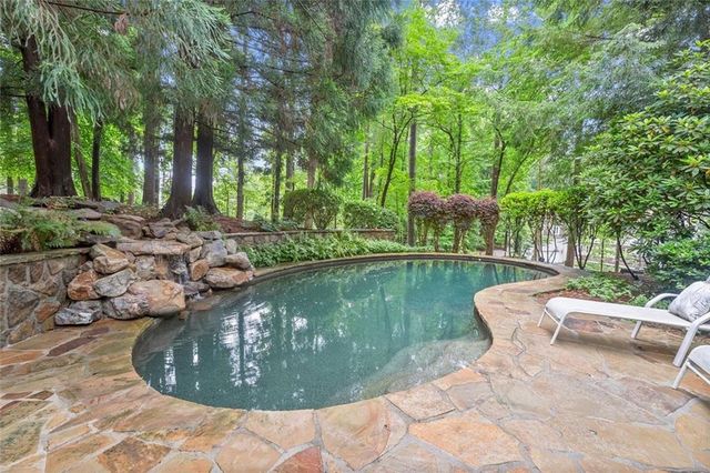 2125 Double Creek Lane, Alpharetta, GA 30004