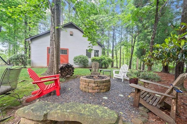 2125 Double Creek Lane, Alpharetta, GA 30004