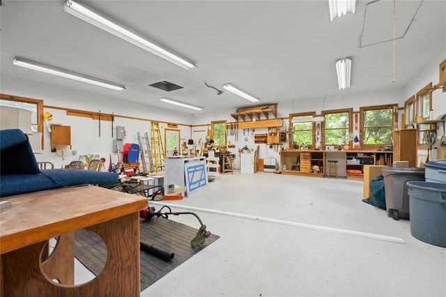 2125 Double Creek Lane, Alpharetta, GA 30004
