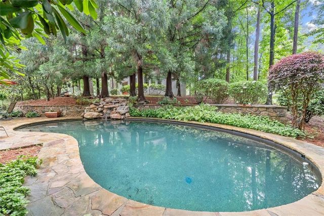 2125 Double Creek Lane, Alpharetta, GA 30004