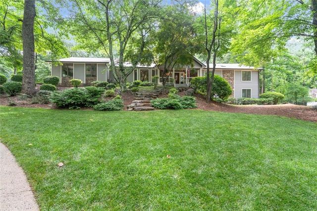 2125 Double Creek Lane, Alpharetta, GA 30004