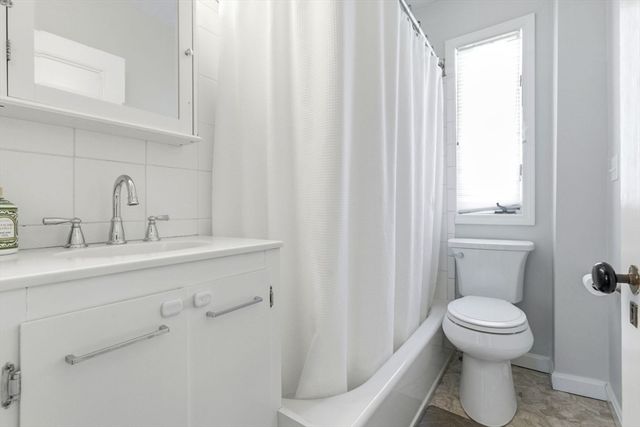 144 Alder St, Waltham, MA 02453