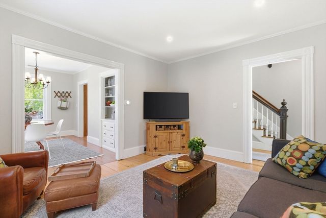 144 Alder St, Waltham, MA 02453