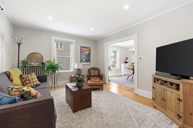 144 Alder St, Waltham, MA 02453