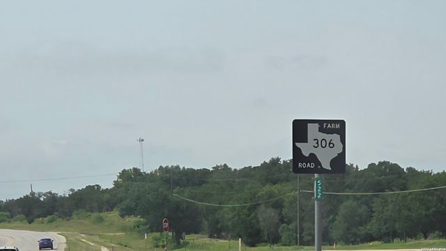 714 Canyon Acres, Canyon Lake, TX 78133