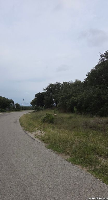 714 Canyon Acres, Canyon Lake, TX 78133