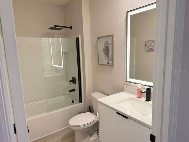 33412 COUNTRY HOUSE DRIVE, Sorrento, FL 32776
