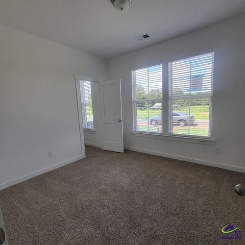 118 Bramblewood Way, Perry, GA 31069