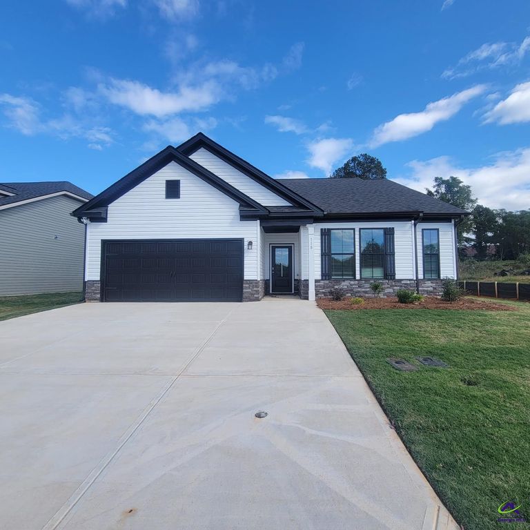 118 Bramblewood Way, Perry, GA 31069