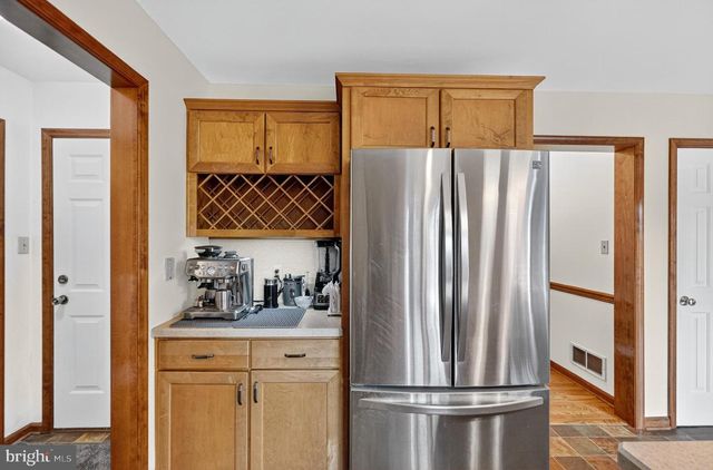 410 BOUGHER HILL RD, Easton, PA 18042