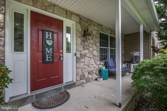 410 BOUGHER HILL RD, Easton, PA 18042