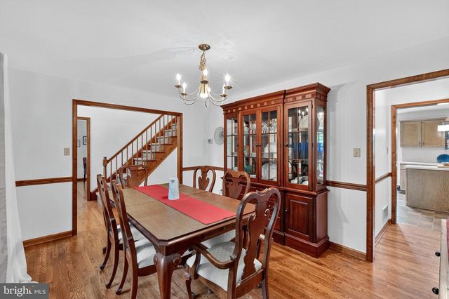 410 BOUGHER HILL RD, Easton, PA 18042