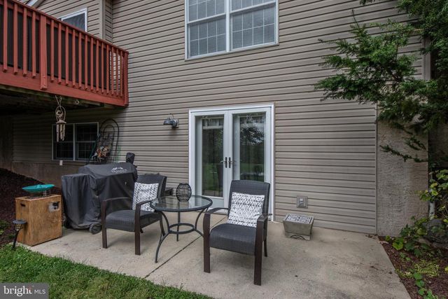 410 BOUGHER HILL RD, Easton, PA 18042