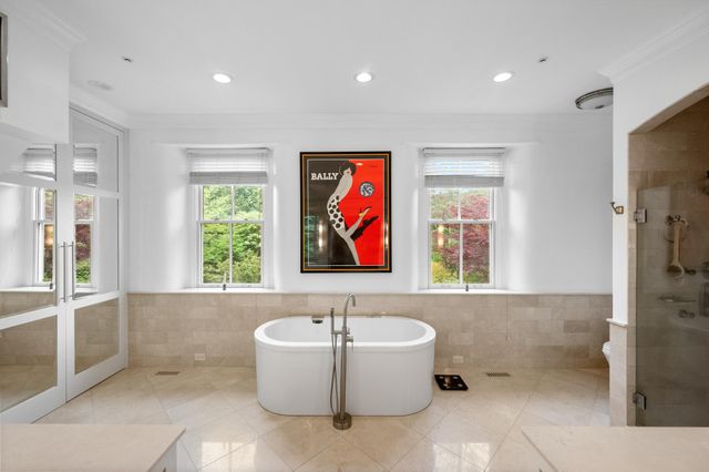 3345 HOLICONG, Doylestown, PA 18902