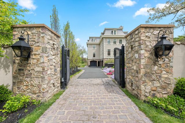 3345 HOLICONG, Doylestown, PA 18902