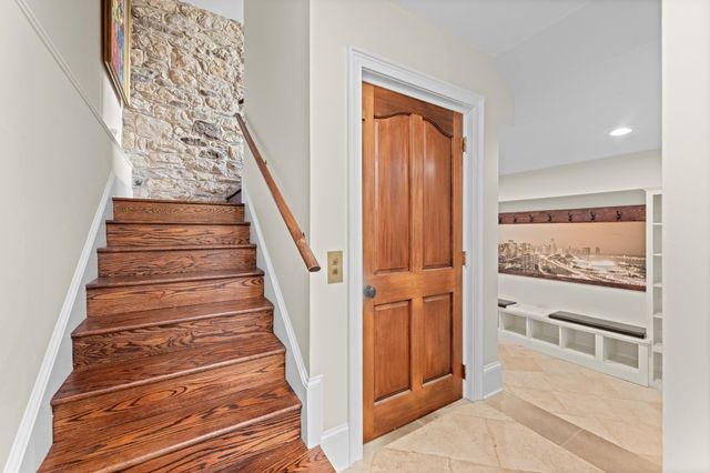 3345 HOLICONG, Doylestown, PA 18902