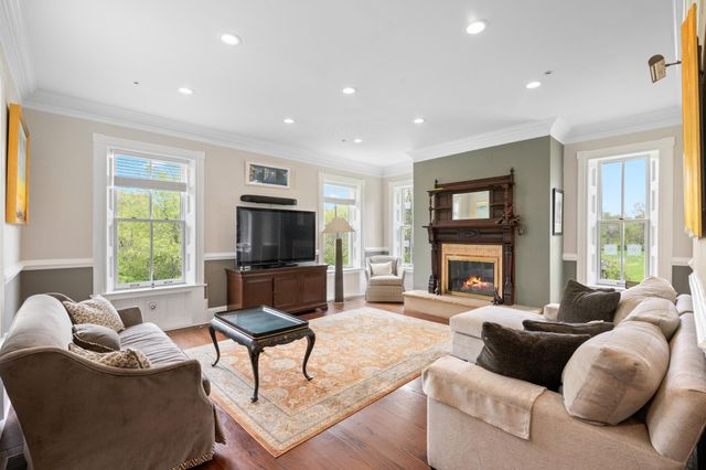 3345 HOLICONG, Doylestown, PA 18902