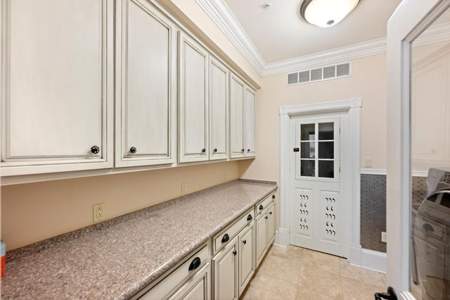 3345 HOLICONG, Doylestown, PA 18902